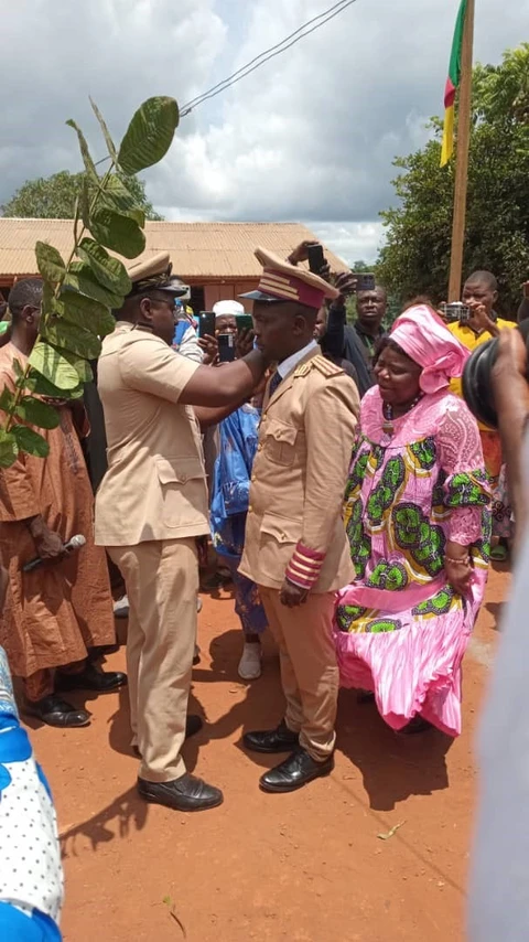 Məɗyil mə́ bwôn