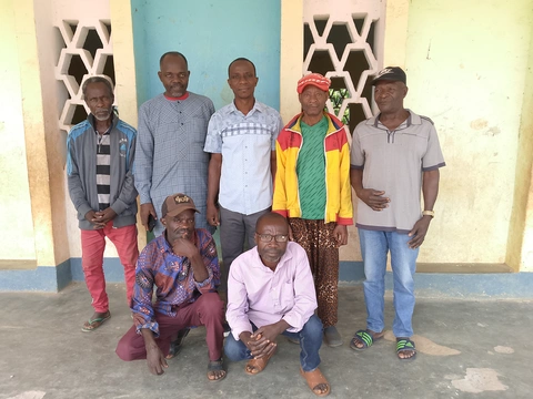 Dík ɓwôt Miláŋli ̀mīghə̄ ɗə́ghyâ nə Nyolə́ pwó nə mətum mətum mə̄zhī