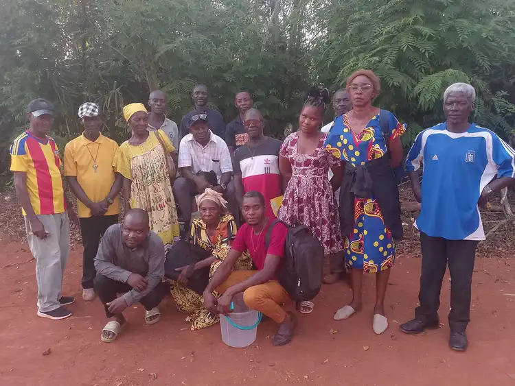 Bomā mə̄pyâl mə̄ ɓōmbō Múndi